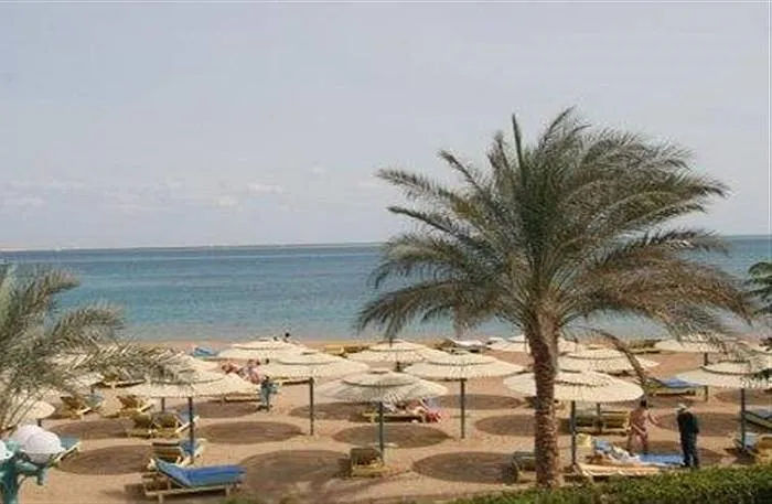 Персонал отелей Египта забастовал