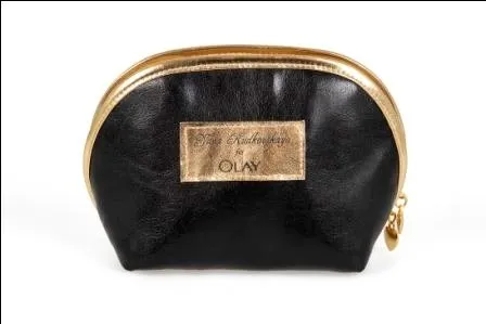 Эксклюзивная косметичка от Яны Рудковской для OLAY  —  каждому покупателю в подарок!