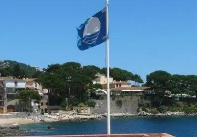 Самые чистые пляжи Италии пометили флагами