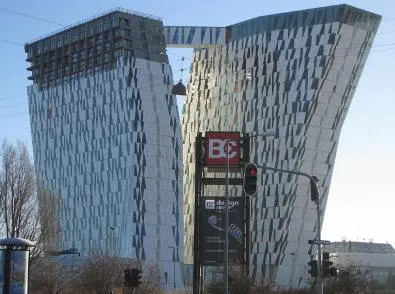 В Дании откроют «падающий отель»