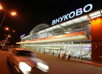 «Внуково» закрыли и снова открыли