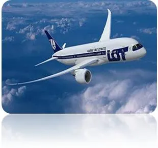 Dreamliner приземлился в Варшаве!