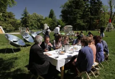 Кочующий ресторан целиком зависит от погоды