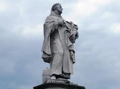 Француз поломал гордость Праги