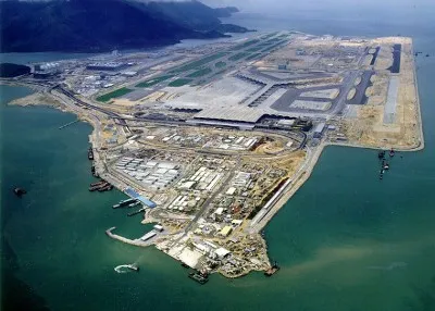 Аэропорт Гонконга побил свой же рекорд