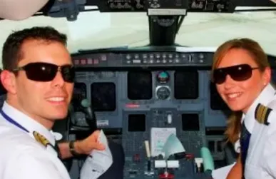 Капитан экипажа и стюардесса обкурились перед вылетом