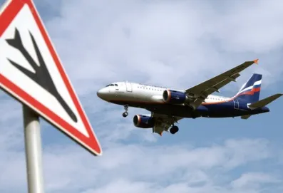 Шести российским авиакомпаниям закрыли небо Европы