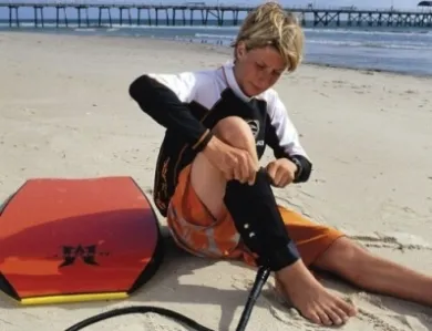 Новый прибор спасет туристов от акул