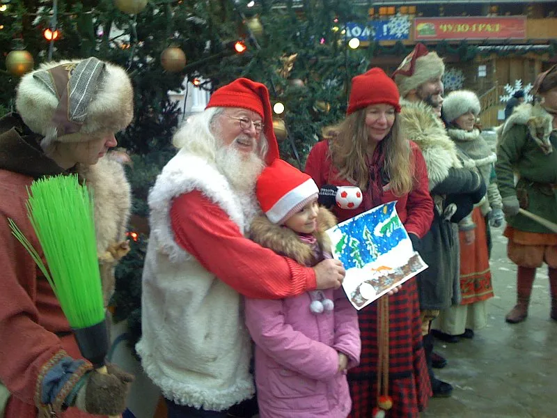 Юлениссен в гостях у Деда Мороза