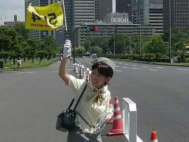 Японские бездомные идут в экскурсоводы