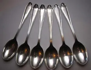 Пассажир, воровавший посуду в самолете, арестован