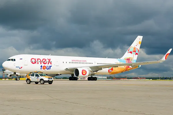 Boeing с туристами экстренно сел не долетев до Пхукета