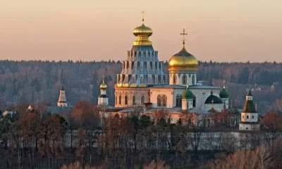 Медведев подписал указ о 17 новых туркластерах