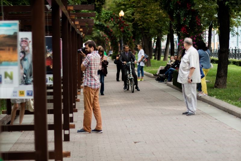 На Страстном бульваре открылась фотовыставка «Природа смотрит на тебя»