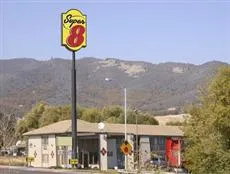 Super 8 Yreka