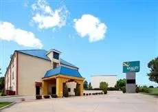 Quality Inn Kansas City / Blue Springs