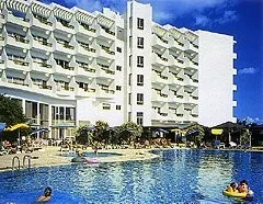 Paschalis Hotel Apts