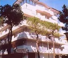 Villa Dei Pini Apartment Rimini