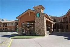 Embassy Suites Tucson Paloma Village