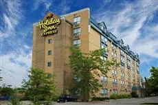 Holiday Inn Express Toronto - North York