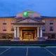 Holiday Inn Express & Suites Mason City