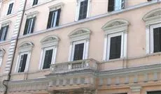 Colosseo Studio Suites