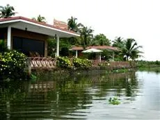 Lake Symphony Resort