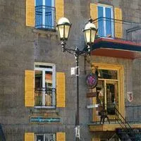 Le Jazz St. Denis Hostel Montreal