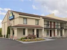 Days Inn North Winston Salem