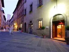 Hotel L'Antico Pozzo