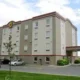 Super 8 Motel West Vaudreuil