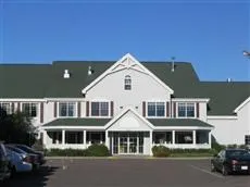 Country Inn & Suites Chippewa Falls