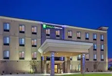 Holiday Inn Express & Suites Lincoln Airport