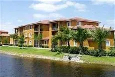 Oakwood Apartments at Camden Doral