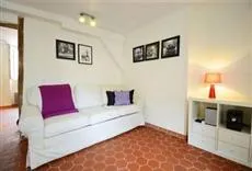 Short Stay Apartment Chapon