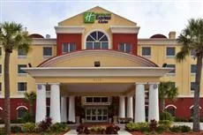 Holiday Inn Express Hotel & Suites North Saint Petersburg