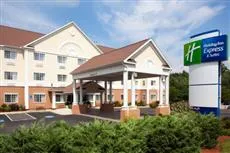 Holiday Inn Express Hotel & Suites Boston-Marlboro