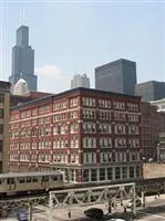 Hostelling International Chicago Summer Hostel