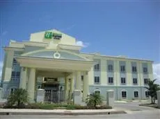 Holiday Inn Express Hotel & Suites Trincity