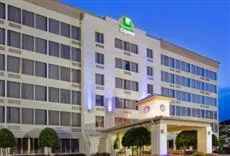 Holiday Inn Express Atlanta-Kennesaw