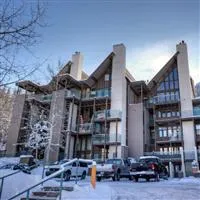 Fifth Avenue Condominiums Aspen