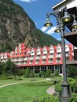 Three Valley Lake Chateau Resort Revelstoke