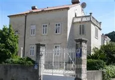 Villa Micika