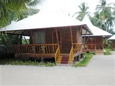 Maia's Beach Resort