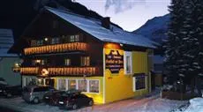 Zur Post Gasthof and Restaurant Bad Gastein