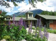 Mulvehill Creek Wilderness Inn Revelstoke