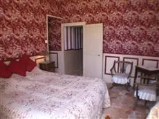 L Ancien Presbytere La Rucheliere Hotel Contigne