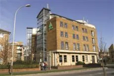 YHA London Thameside