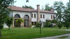 La Corte Country House