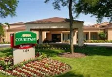 Courtyard by Marriott Chicago Naperville